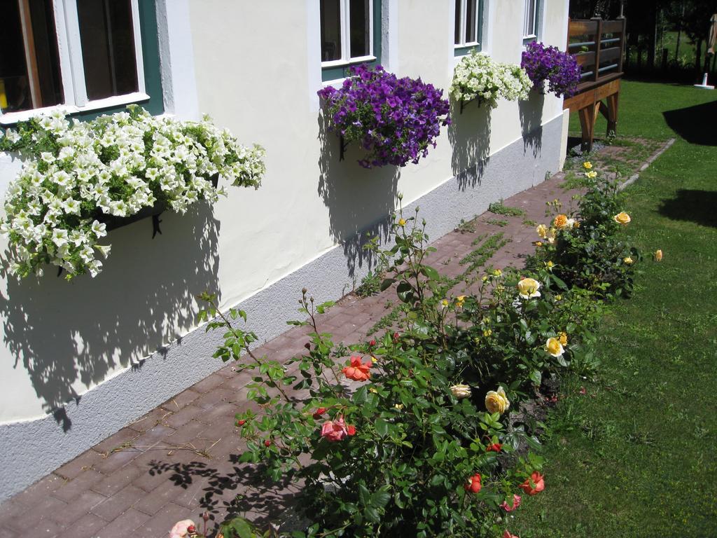 Haus 26 Weissbriach Bed and Breakfast Buitenkant foto